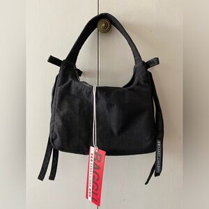 BNWT BAGGU x Sandy Liang mini bow bag in black